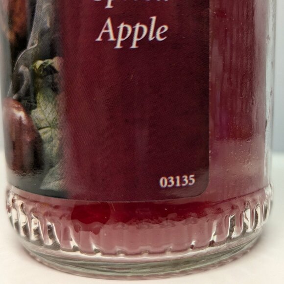 NEW! Home & Garden Party Spiced Apple Candle, 10oz - Picture 5 of 8